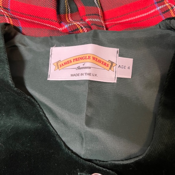 Vintage Scottish wool and velvet formal attire - Picture 4 of 6